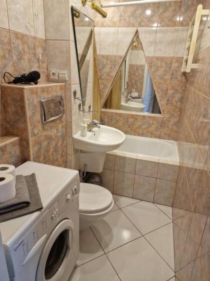 Nww Apartamenty Zgody I Chmielna Warschau Exterior foto